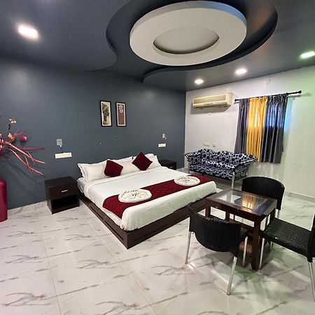 The Elite Beachview Puducherry Eksteriør billede
