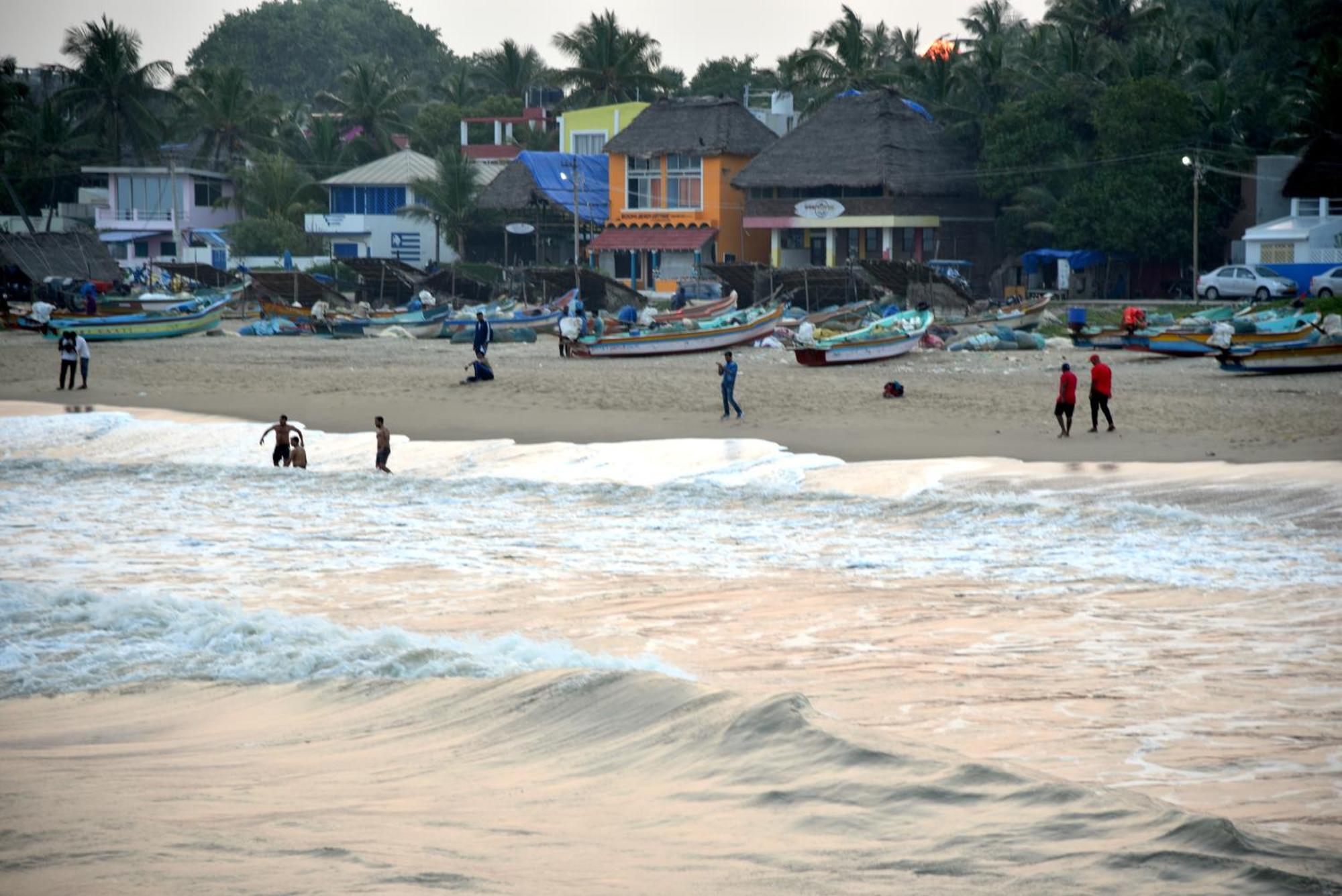 The Elite Beachview Puducherry Eksteriør billede