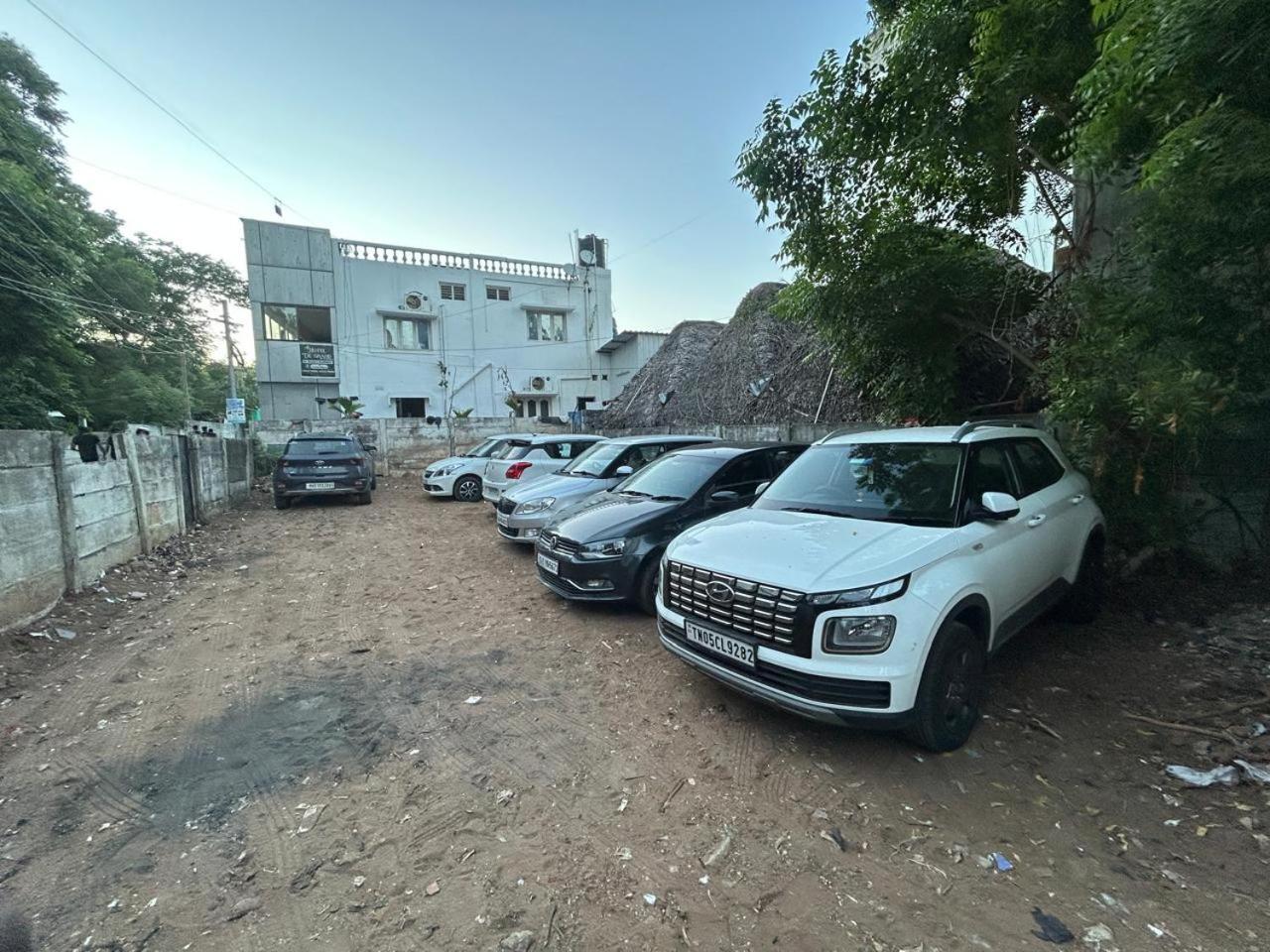 The Elite Beachview Puducherry Eksteriør billede